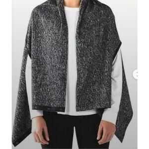 Lululemon Vinyasa Scarf Gray Heather Wrap Shawl Travel Athleisure NWT